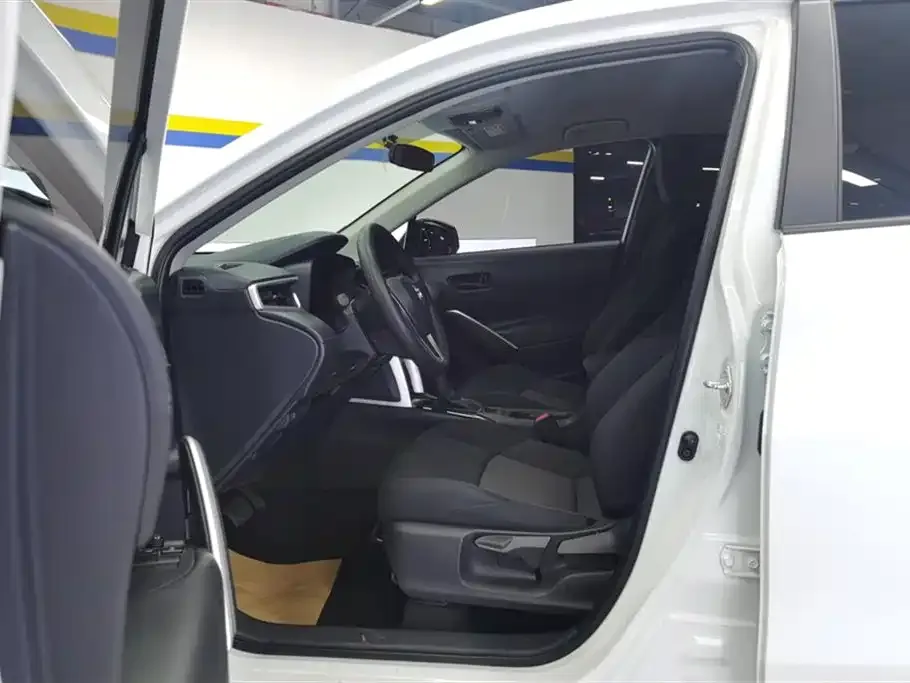 Toyota Frontlander 2024 из CN, фото 8