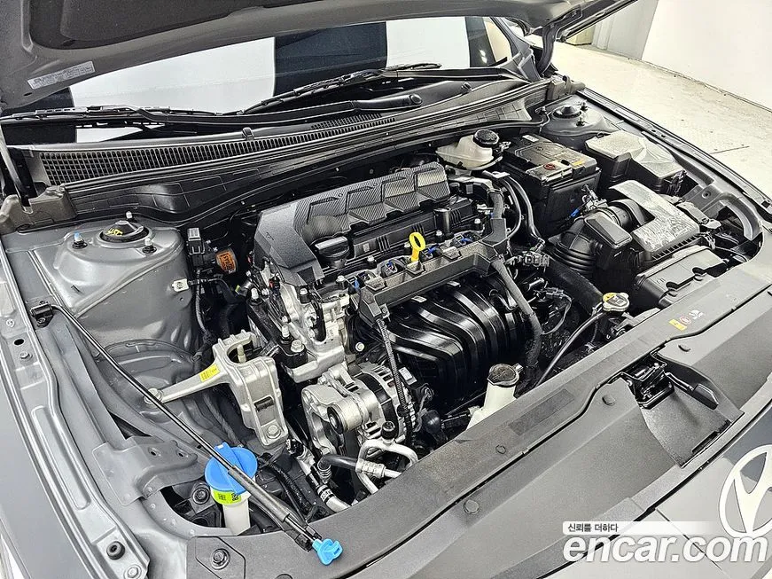 Hyundai AVANTE — фото 9