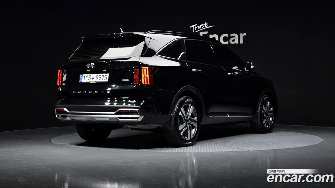 Kia Sorento — фото 8