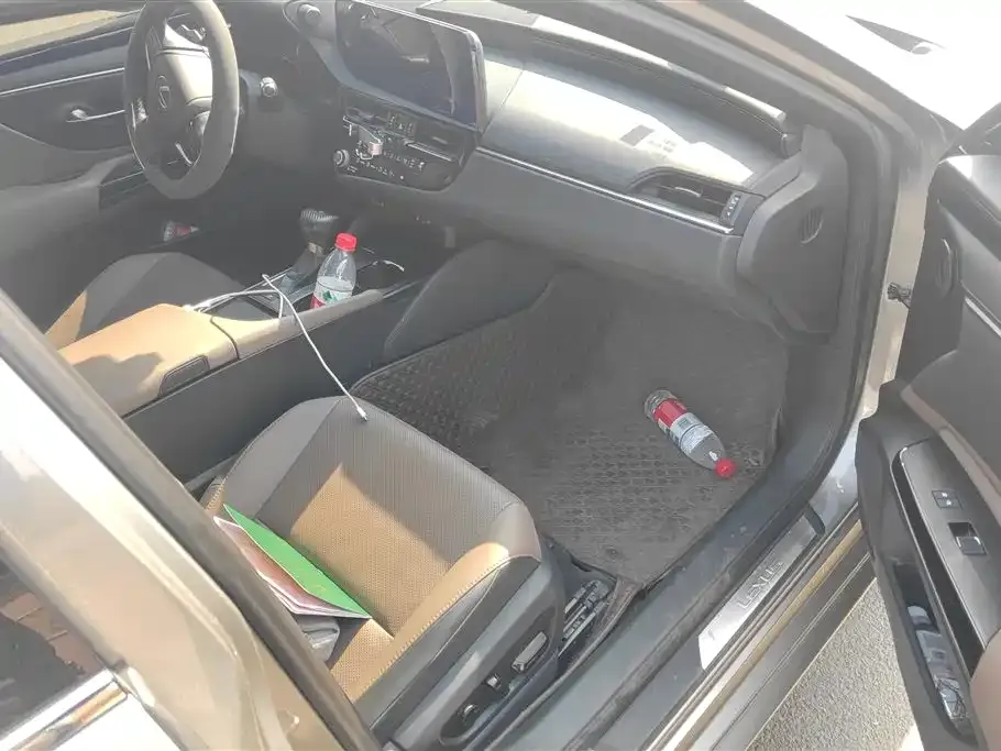 Lexus ES 2024 из CN, фото 8