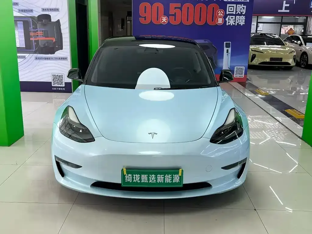 Tesla Model 3 — фото 4