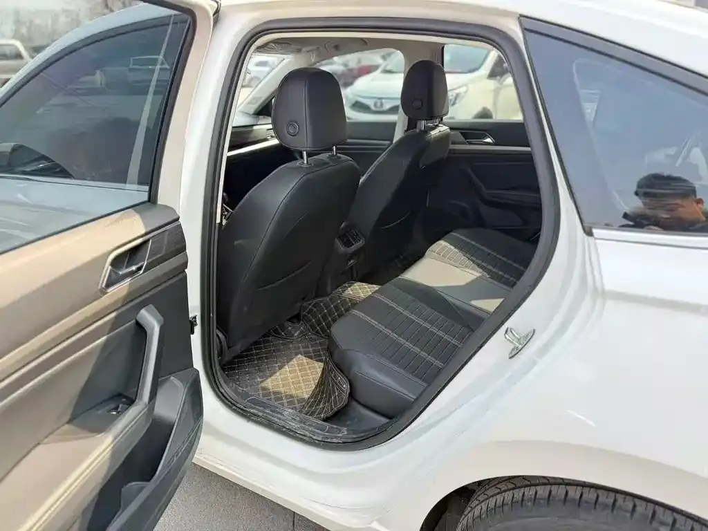 Volkswagen Lavida 2022 из CN, фото 6