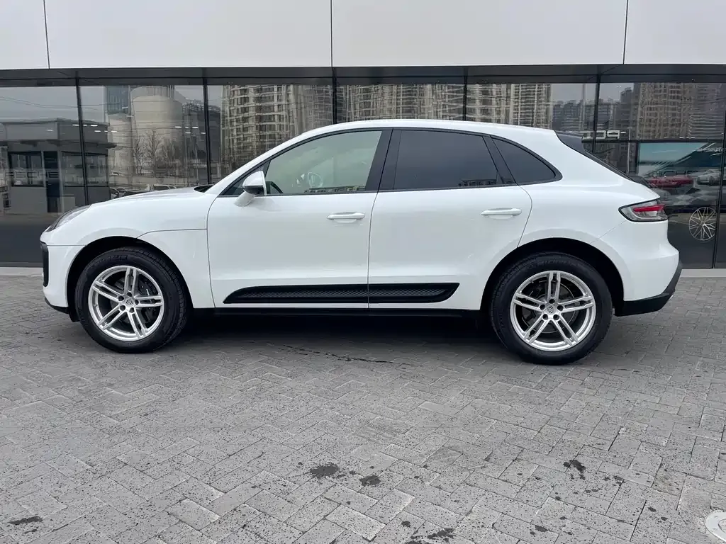 Porsche Macan — фото 5