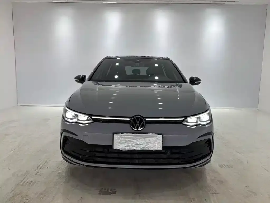 Volkswagen Golf 2022 из CN, фото 5