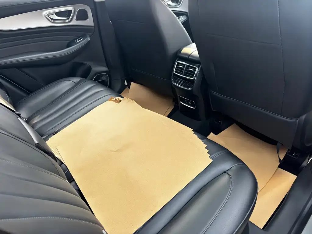 Roewe RX5 MAX 2022 из CN, фото 10