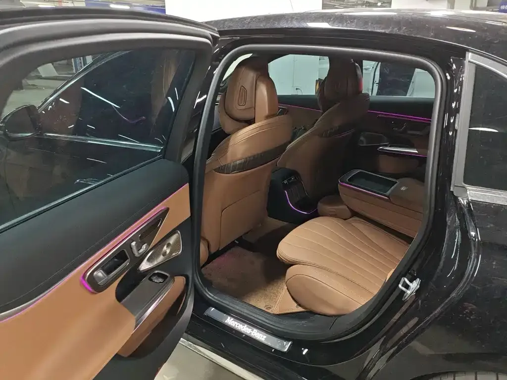 Mercedes-Benz E-Class 2025 из CN, фото 3