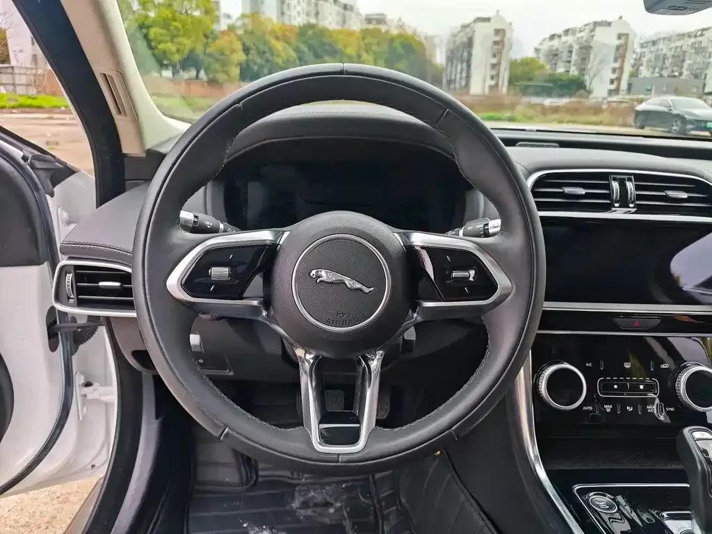 Jaguar XEL 2021 из CN, фото 6