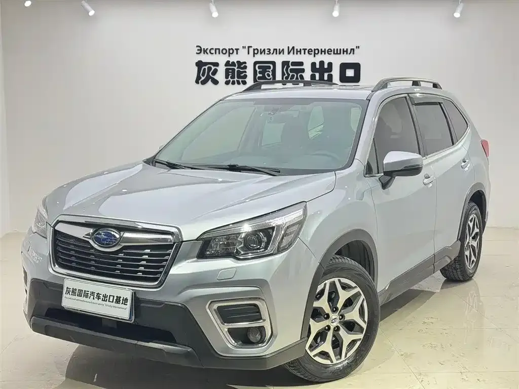 Subaru Forester — фото 1