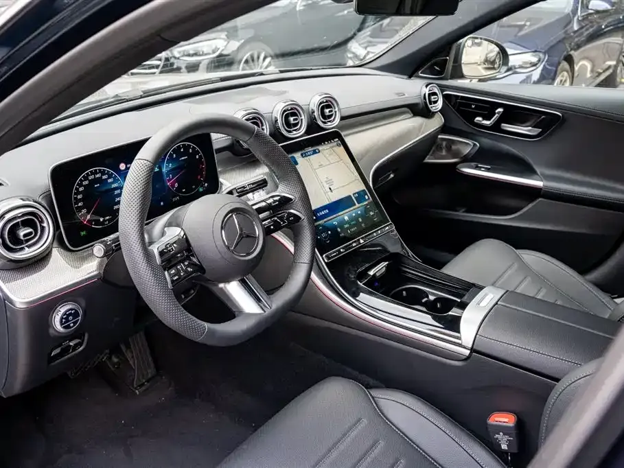 Mercedes-Benz C-Class — фото 6