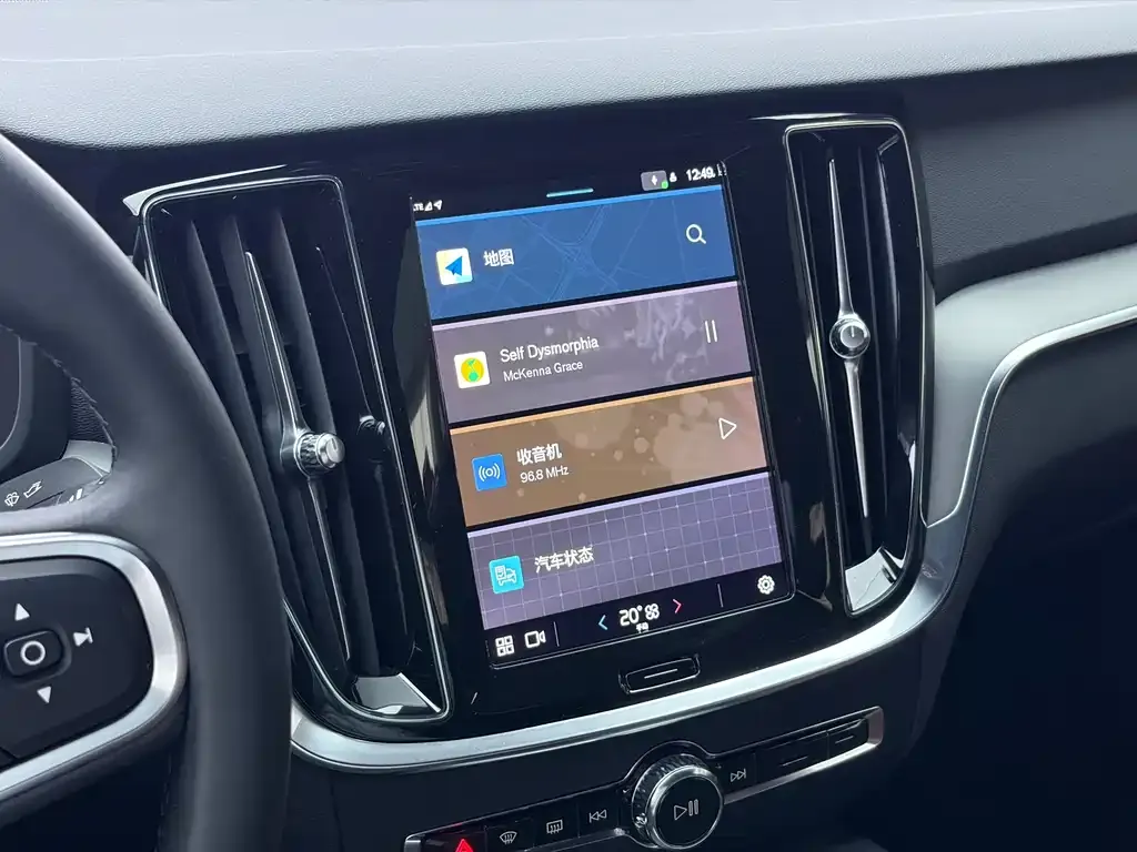 Volvo S60 2023 из CN, фото 8
