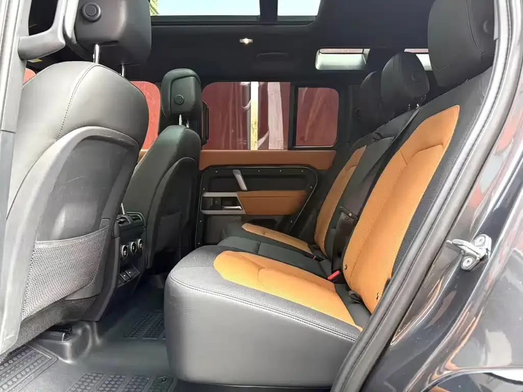 Land Rover Defender — фото 4