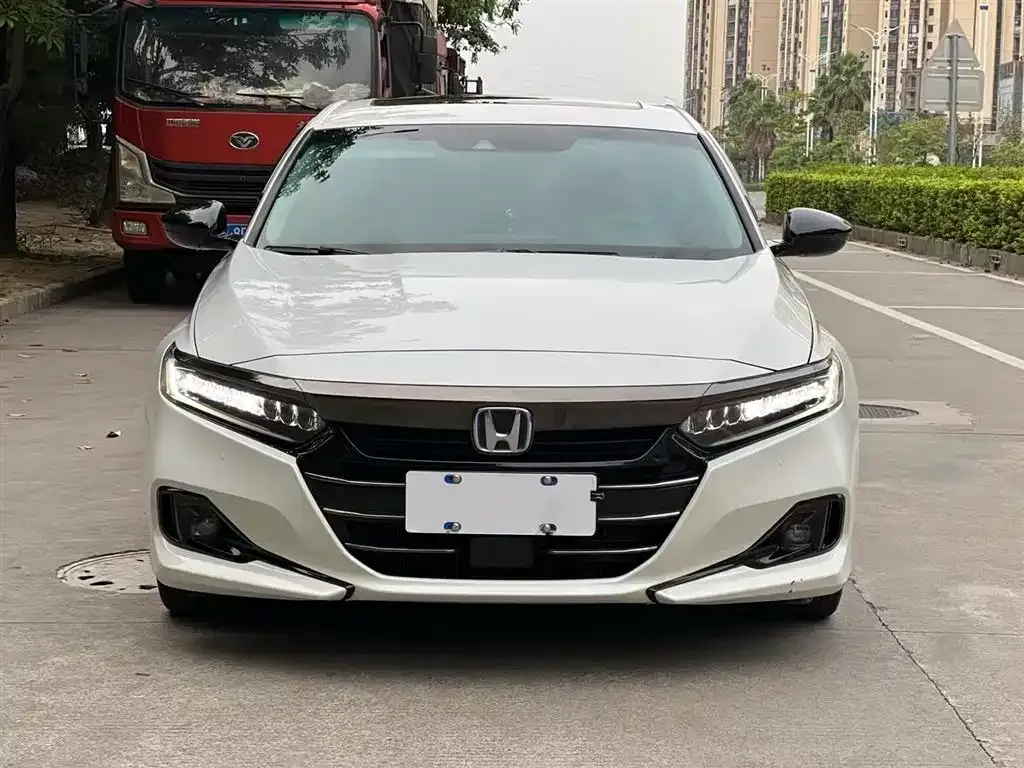 Honda Accord — фото 2