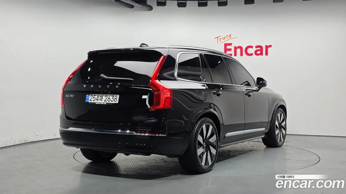 Volvo XC90 2024 из KR, фото 6