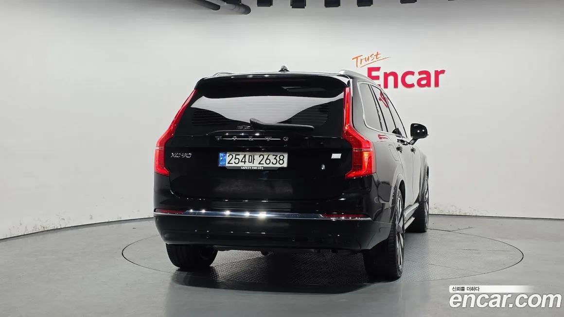 Volvo XC90 2024 из KR, фото 3