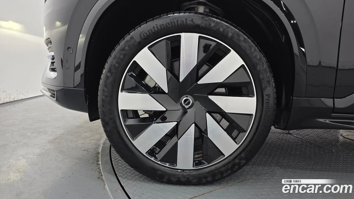Volvo XC90 2024 из KR, фото 4