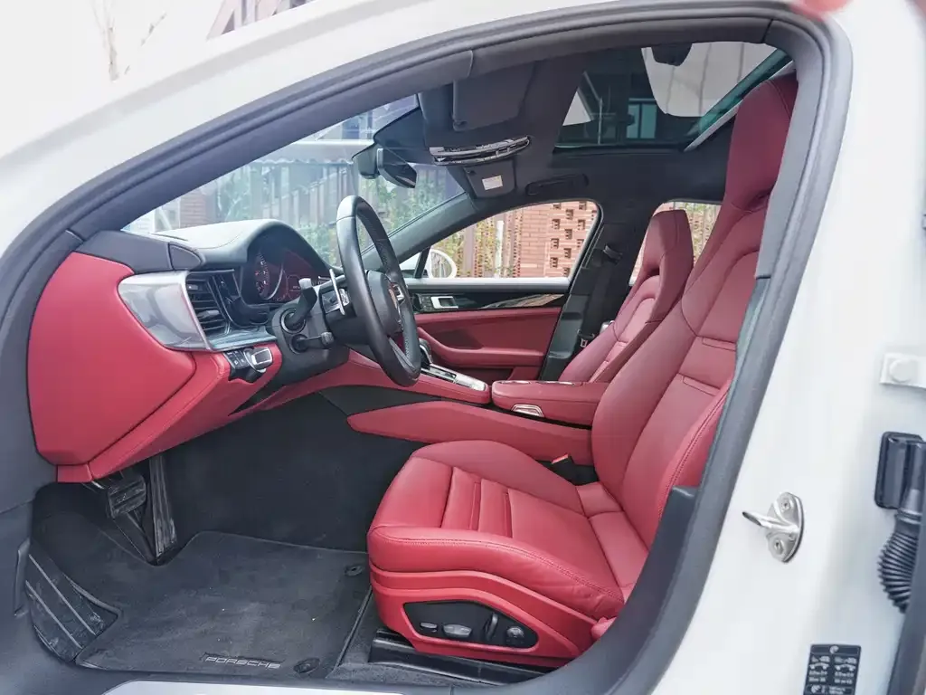 Porsche Panamera — фото 6