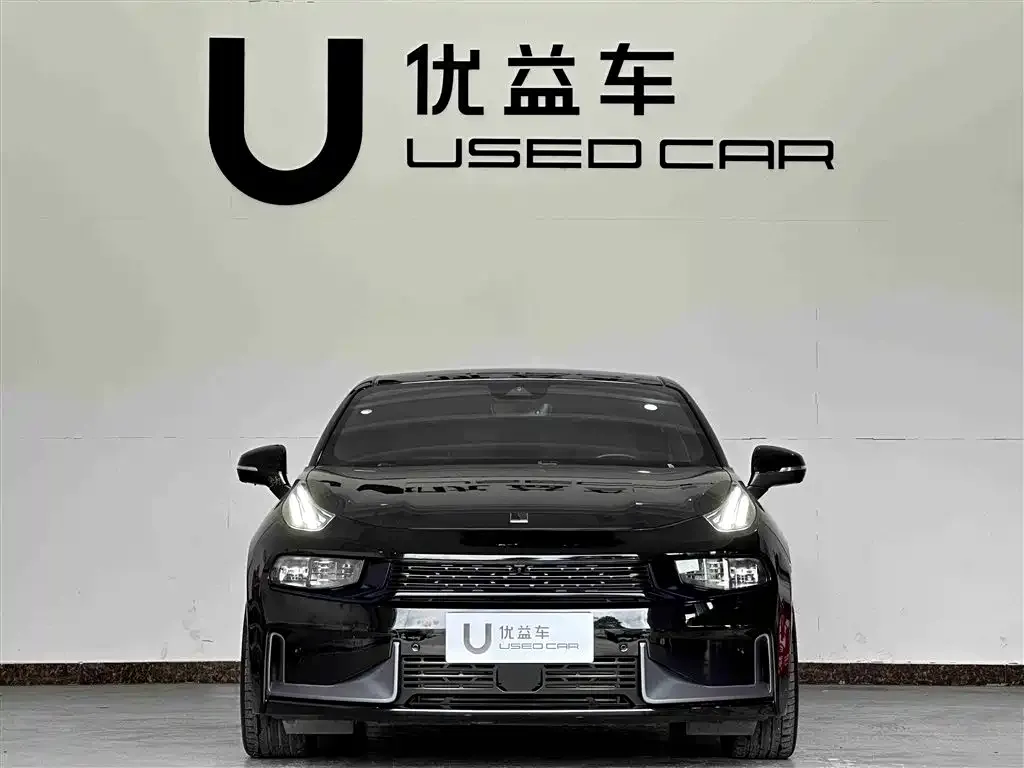 Lynk & Co 03 — фото 2