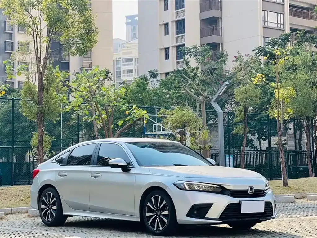 Honda Civic — фото 7