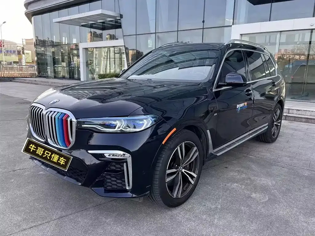 BMW X7 — фото 3