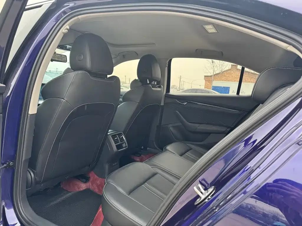 Skoda Octavia 2022 из CN, фото 6