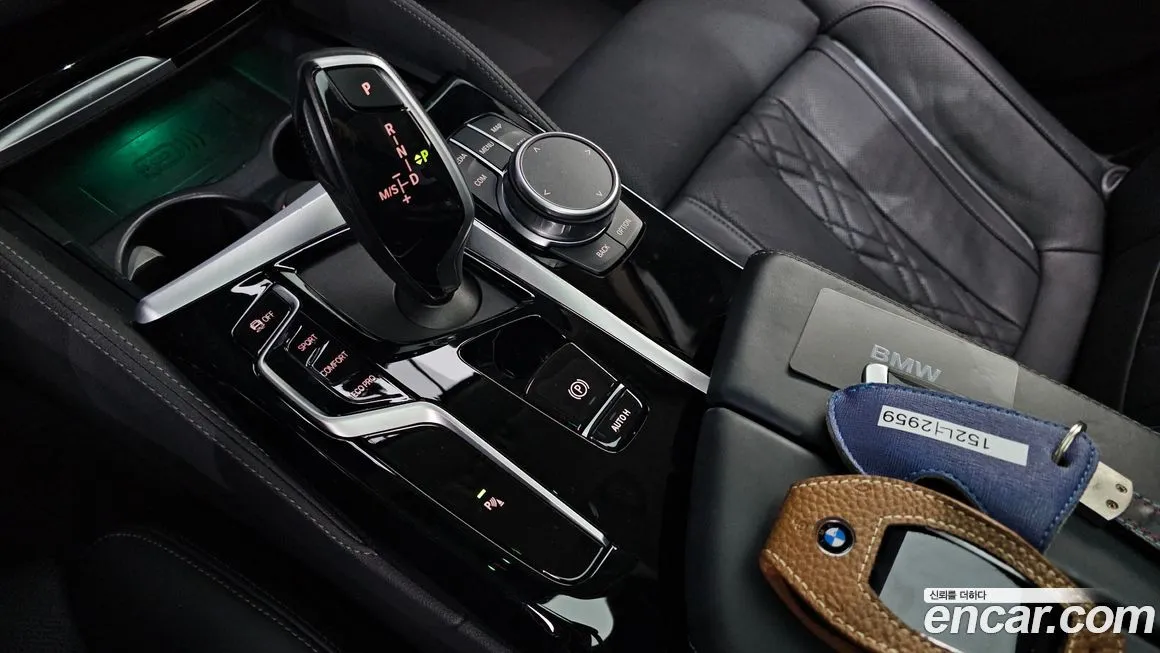 BMW 5-Series 2021 из KR, фото 10