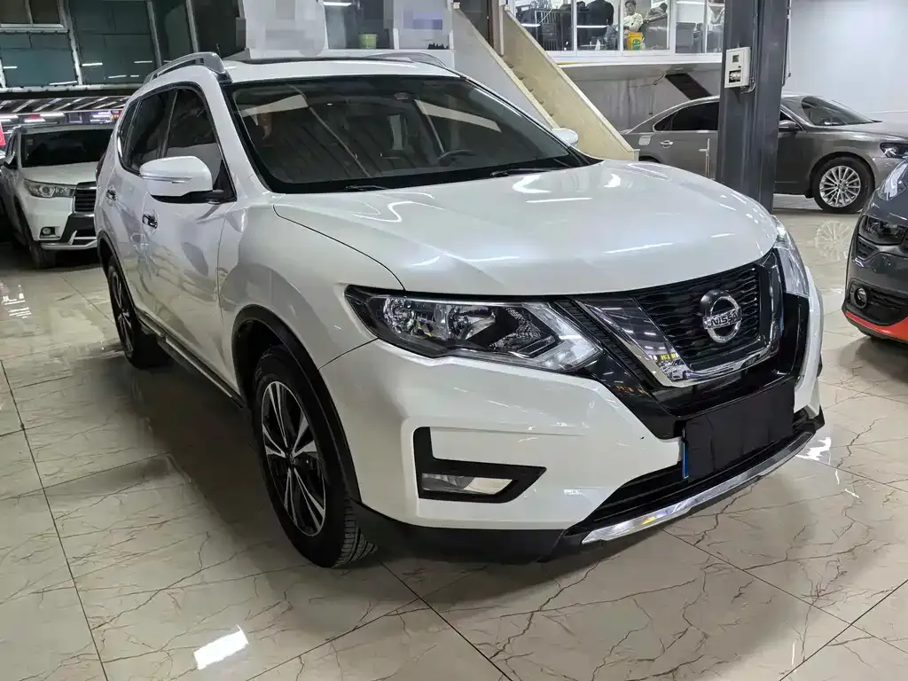Nissan X-Trail — фото 4