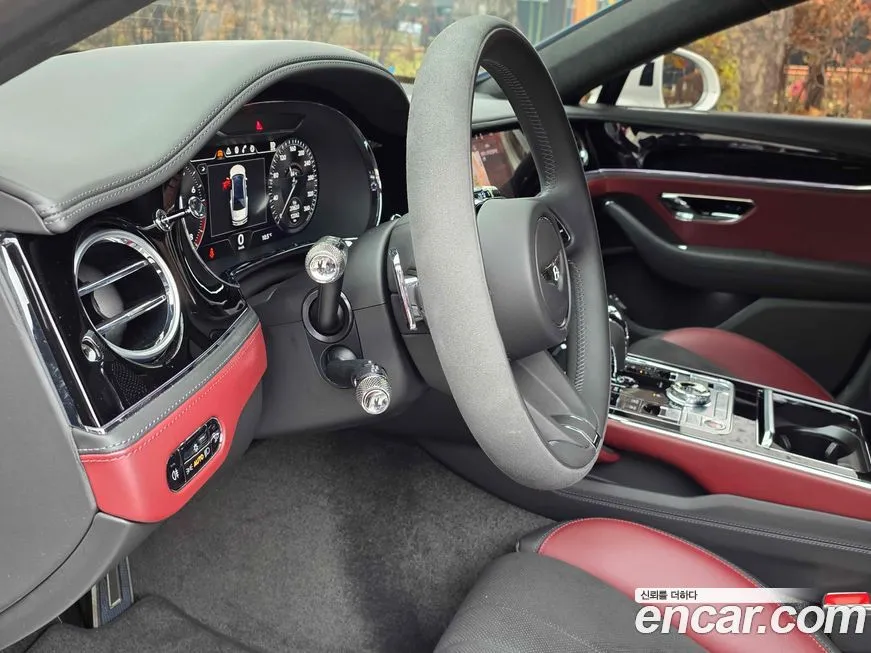 Bentley Flying Spur 2023 из KR, фото 2
