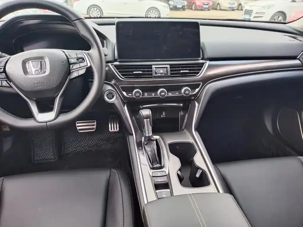 Honda Accord — фото 2