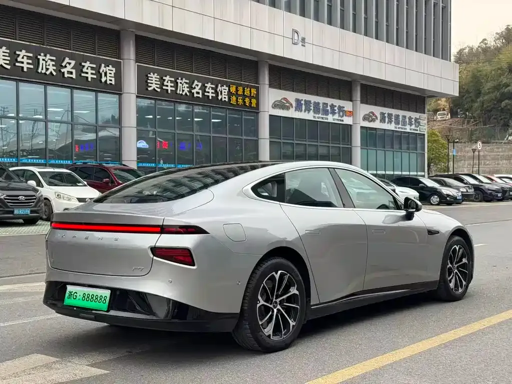 XPeng P7 2023 из CN, фото 6