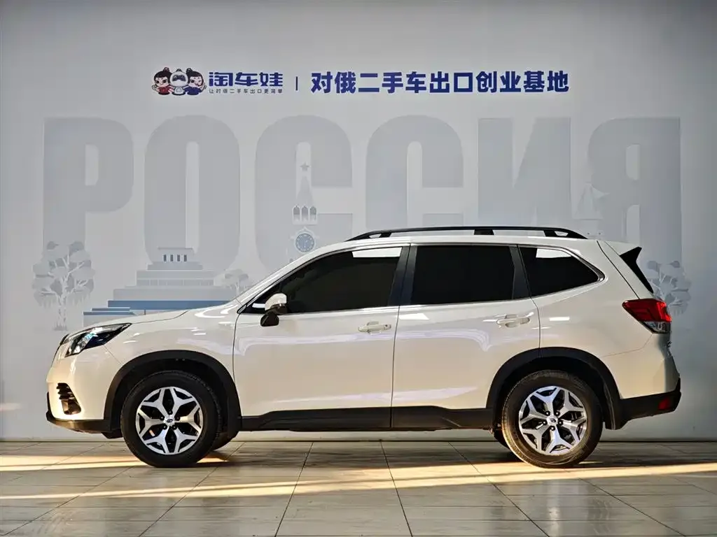 Subaru Forester 2023 из CN, фото 10