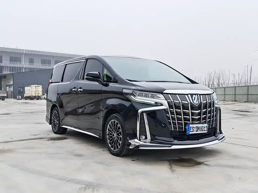 Toyota Vellfire 2023 из CN, фото 10