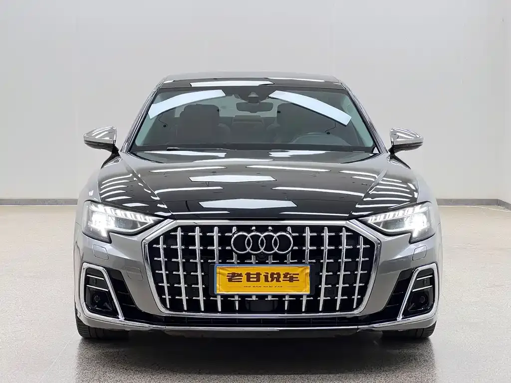 Audi A8 — фото 10