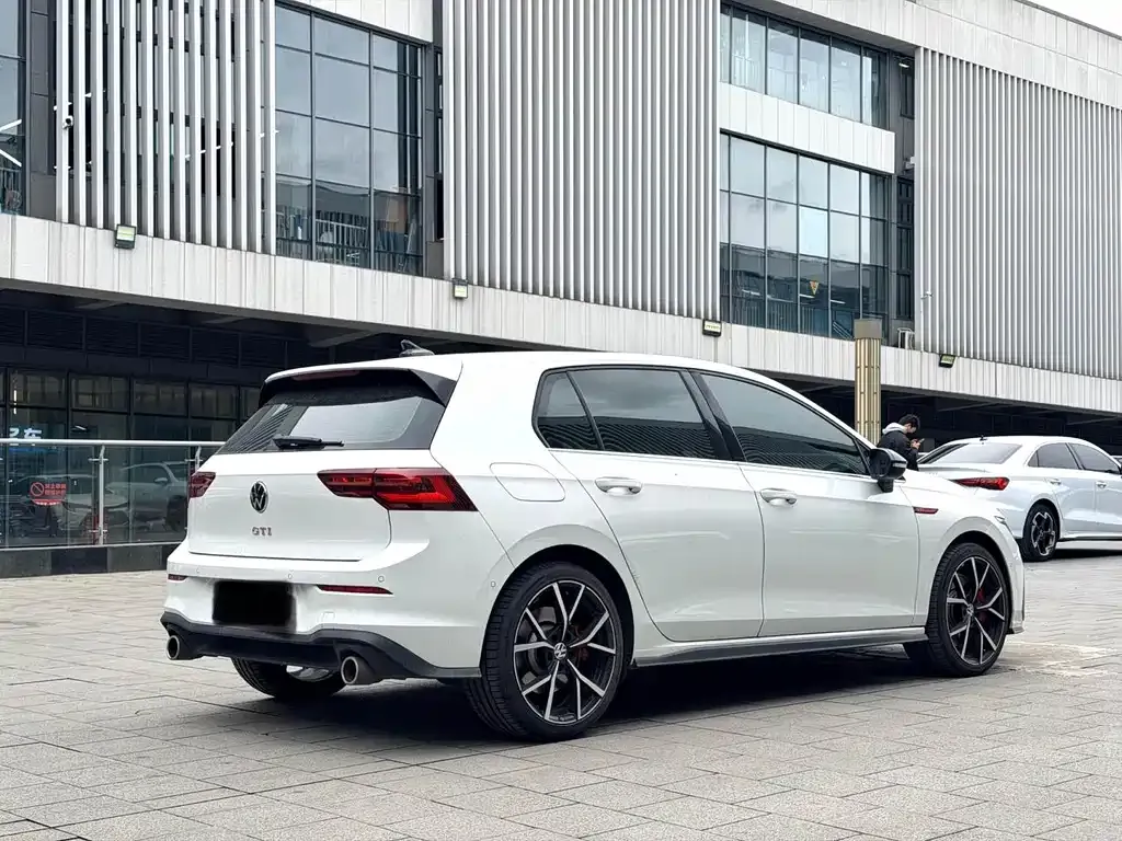 Volkswagen Golf GTI 2025 из CN, фото 8