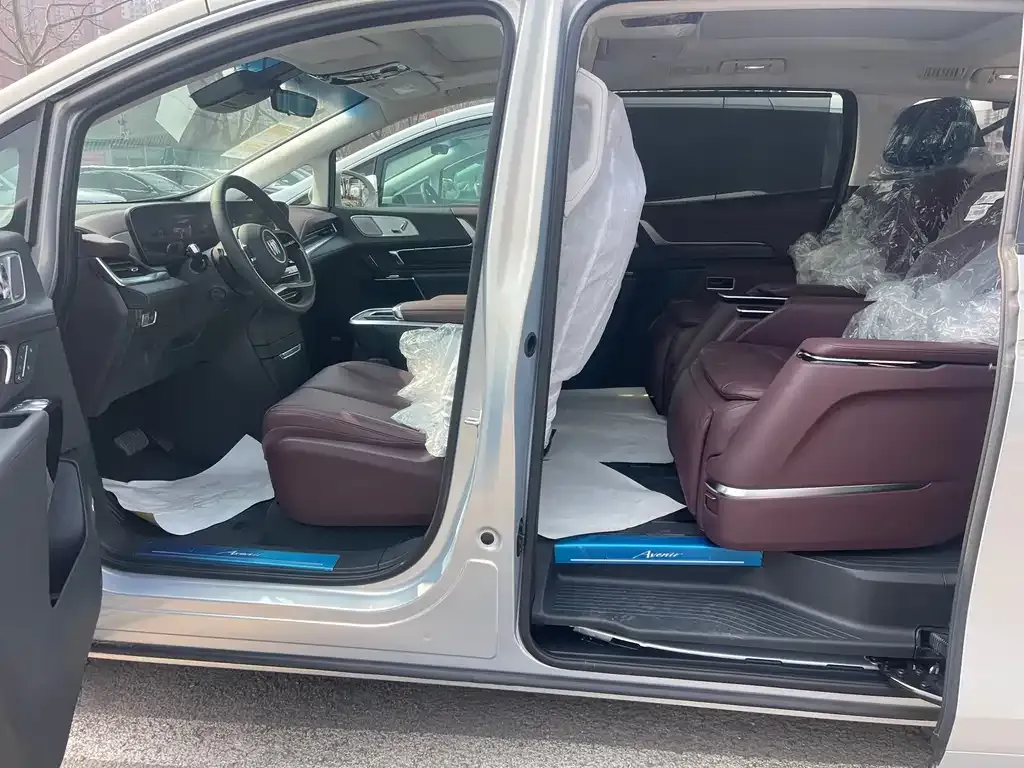 Buick Century 2024 из CN, фото 10