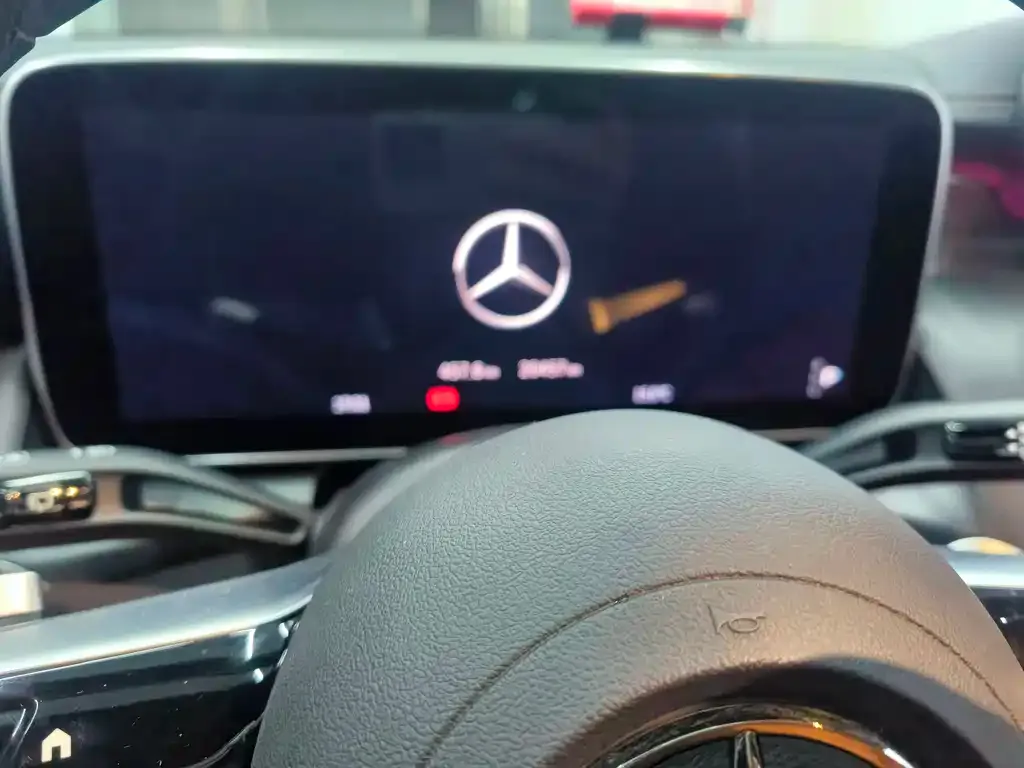 Mercedes-Benz GLC — фото 10