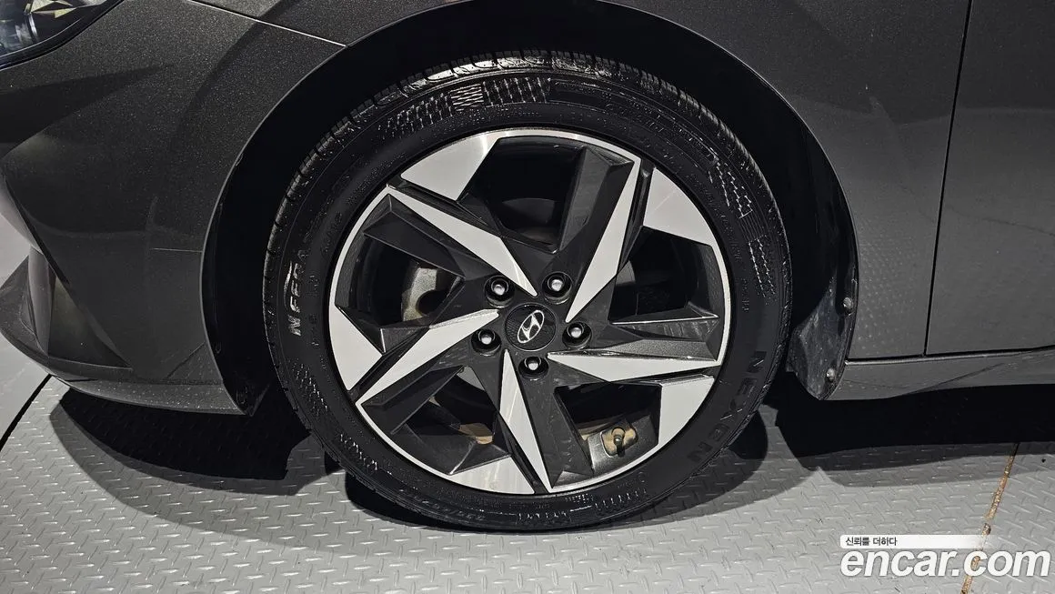 Hyundai AVANTE — фото 9