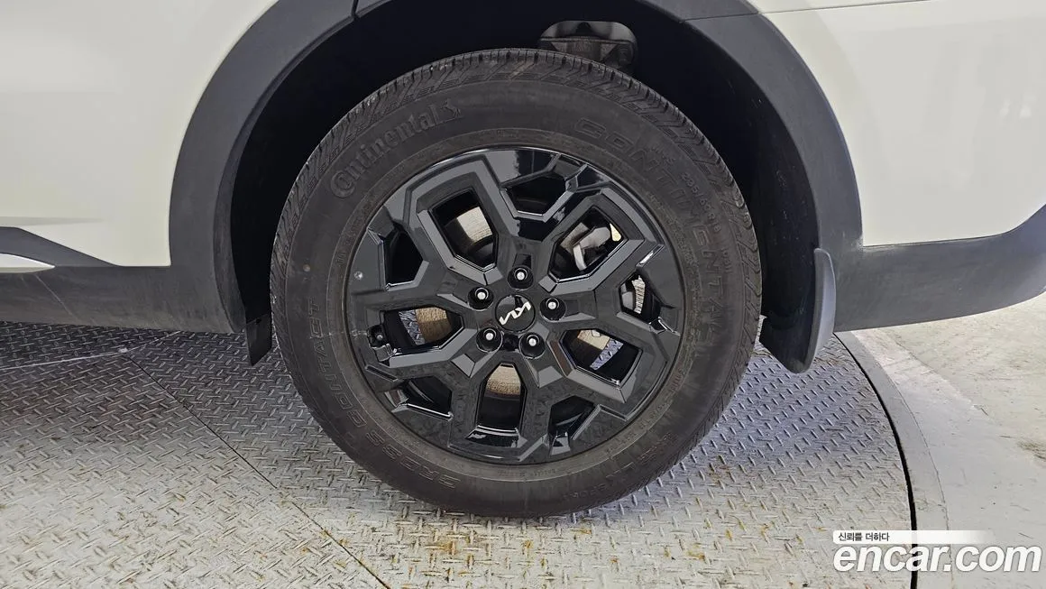 Kia Sorento — фото 4