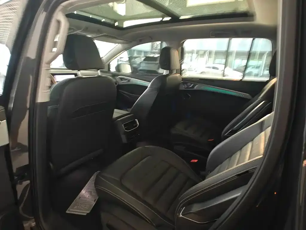 Volkswagen Talagon 2023 из CN, фото 7