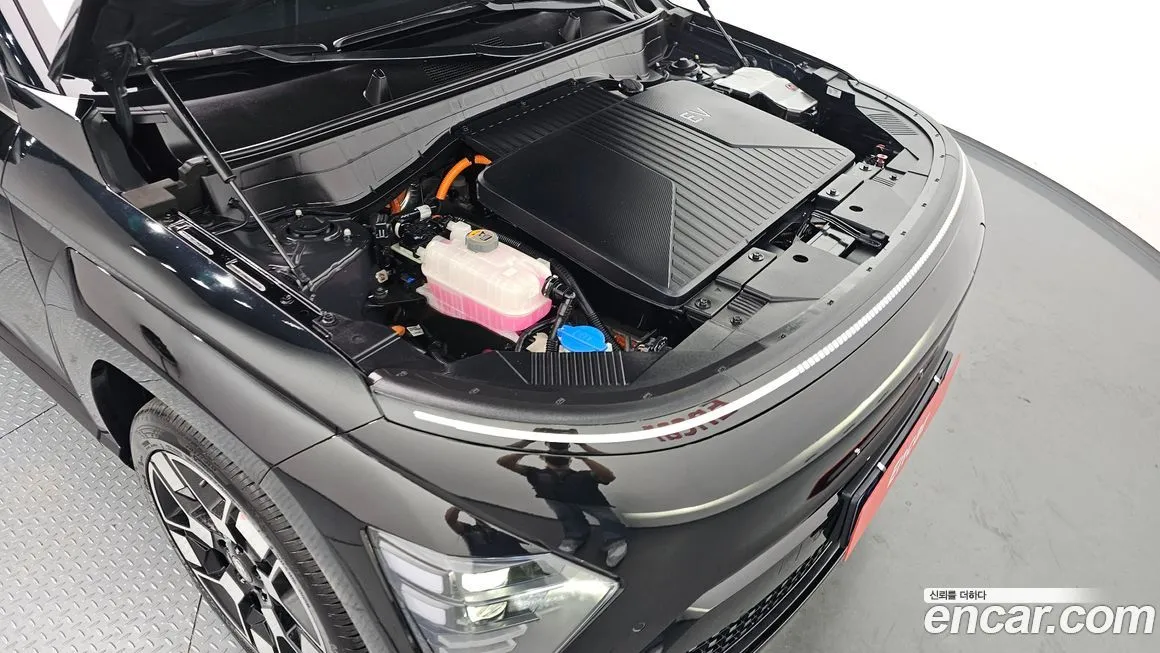 Hyundai Kona 2023 из KR, фото 2