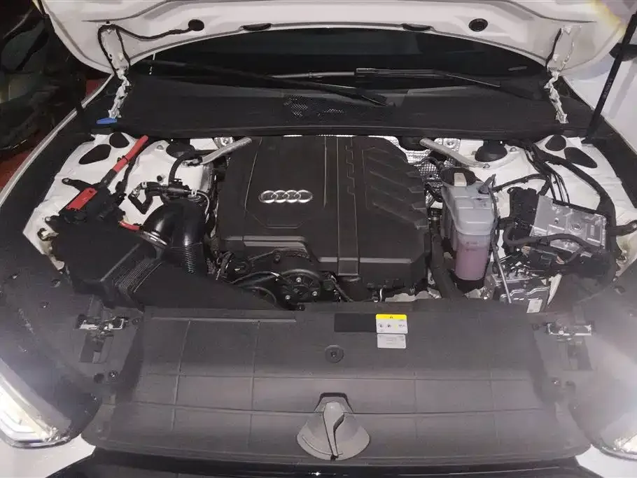 Audi A7 2024 из CN, фото 9