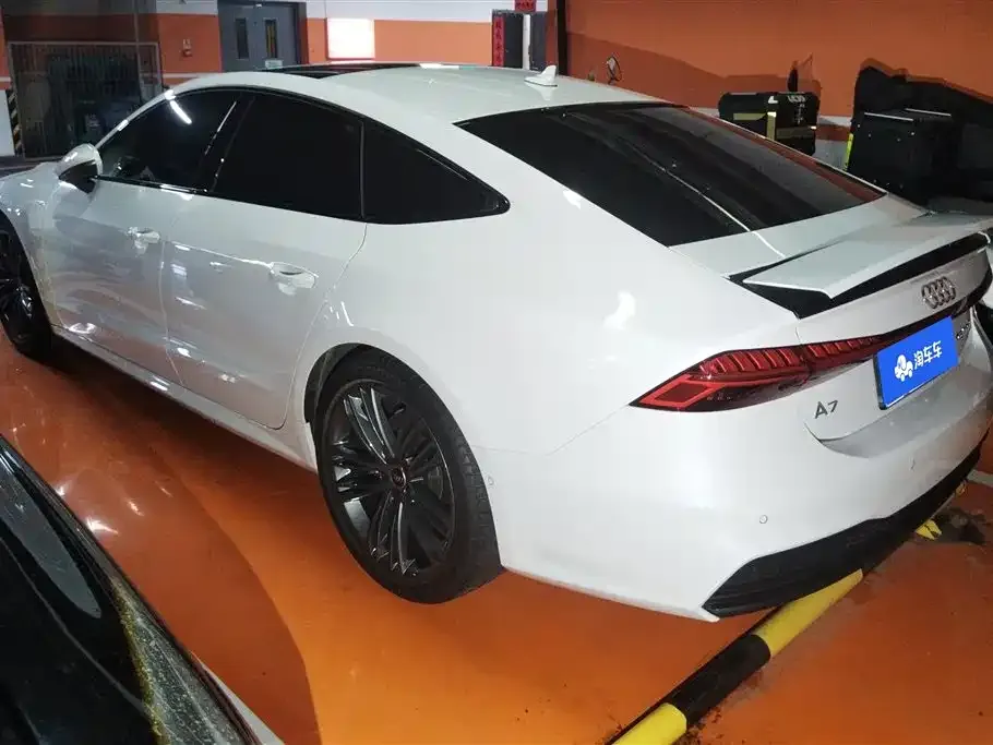 Audi A7 2024 из CN, фото 10