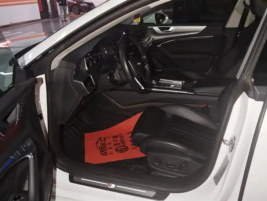 Audi A7 2024 из CN, фото 5