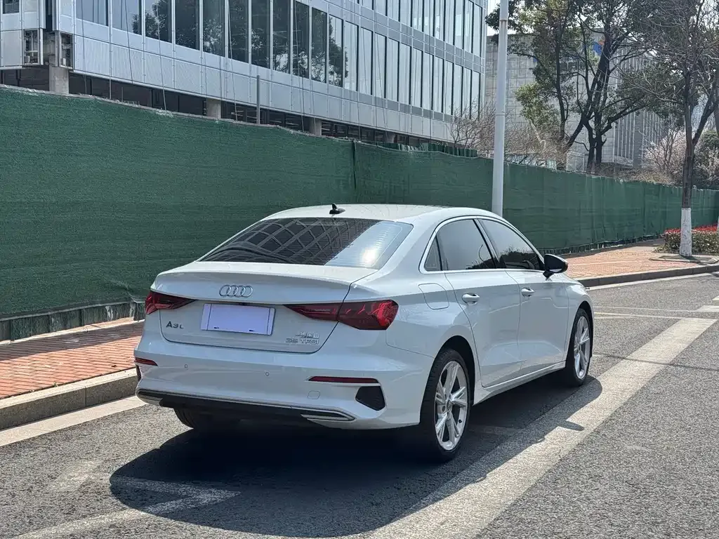 Audi A3 — фото 10