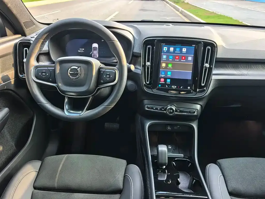 Volvo C40 2023 из CN, фото 10