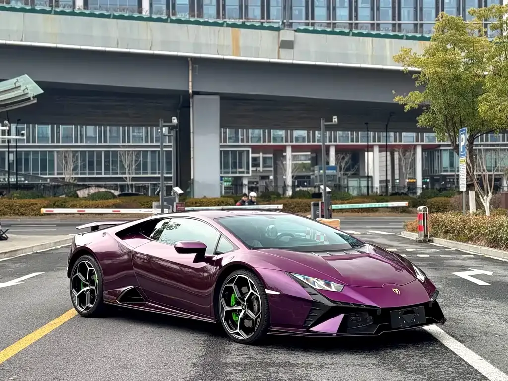 Lamborghini Huracan 2021 из CN, фото 4