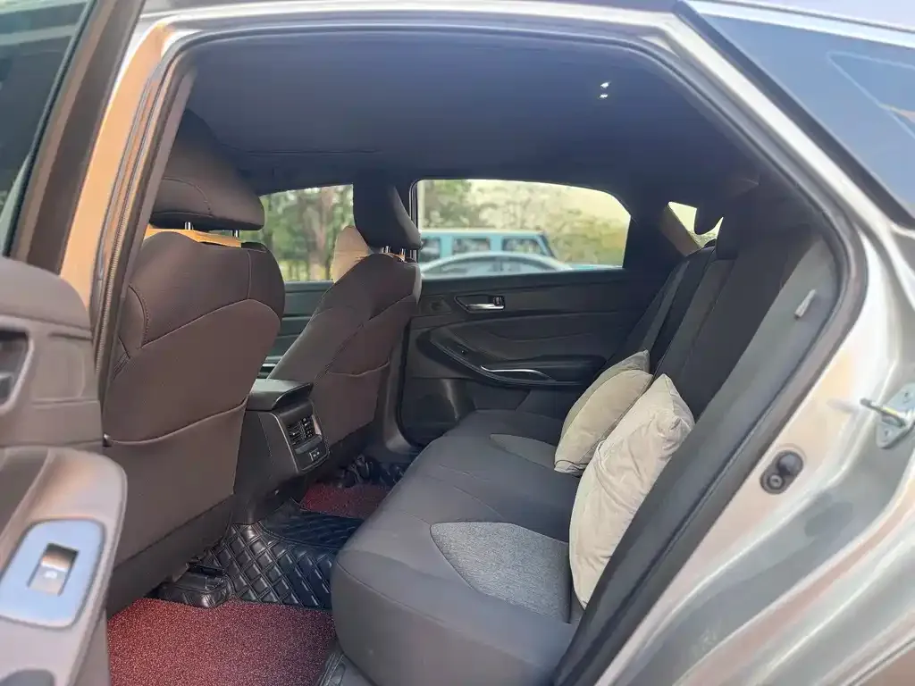 Toyota Avalon 2022 из CN, фото 4