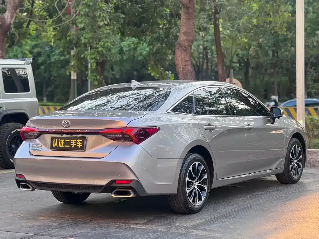 Toyota Avalon 2022 из CN, фото 10
