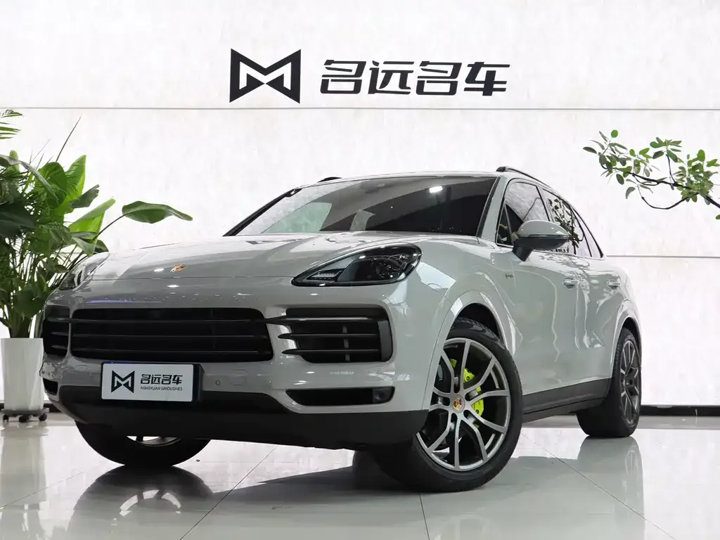 Porsche Cayenne Hybrid — фото 1
