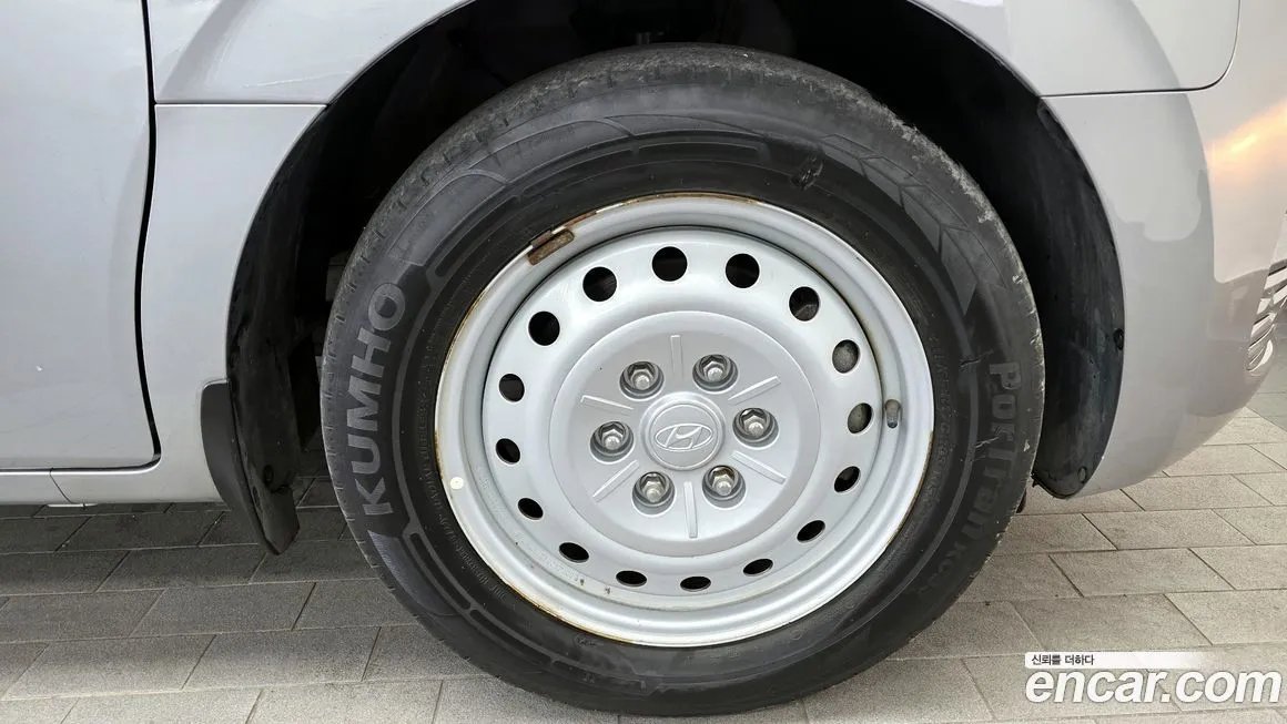 Hyundai Staria — фото 4