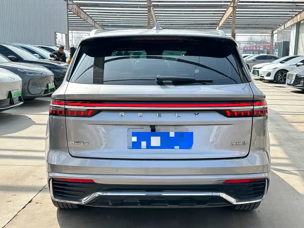 Geely Xingyue L — фото 3